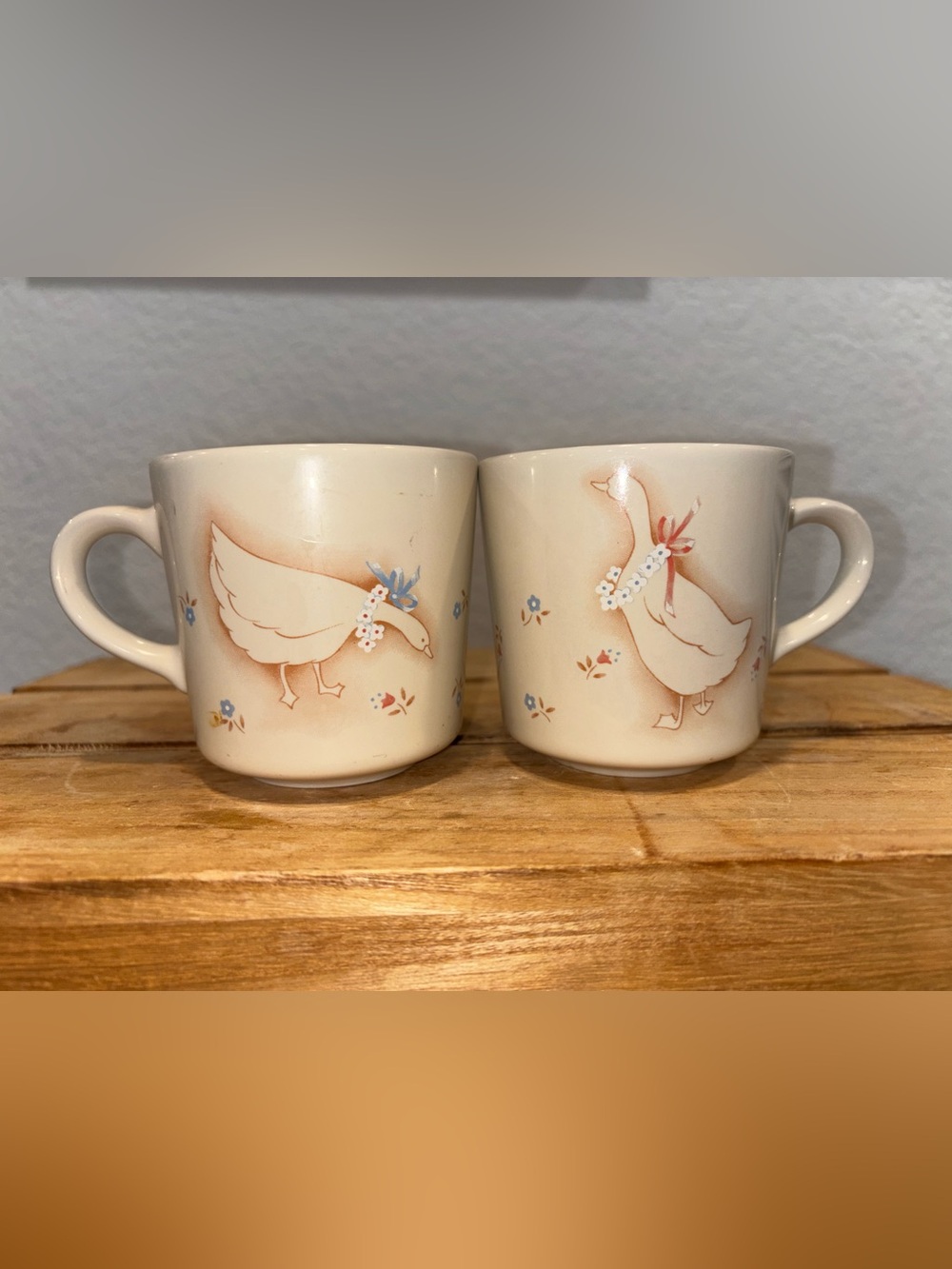 Vtg Corning Corelle Country Promenade Geese Coffee Mugs Set of 2 USA Goose Cup